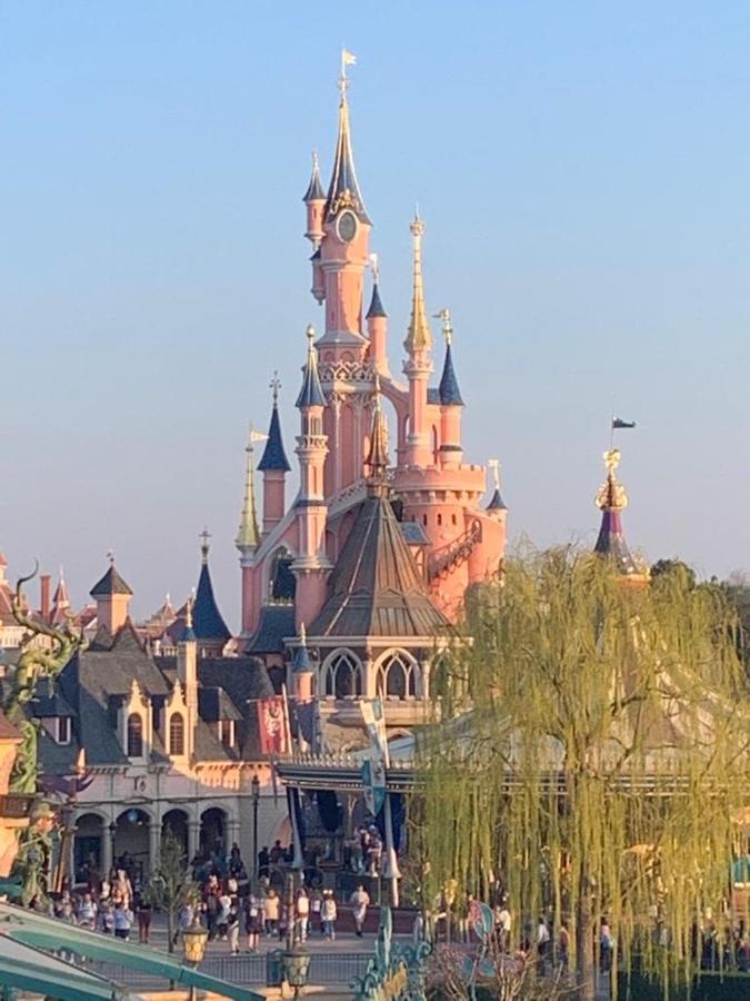 Studio Disneyland Paris Holidays Montévrain Kültér fotó